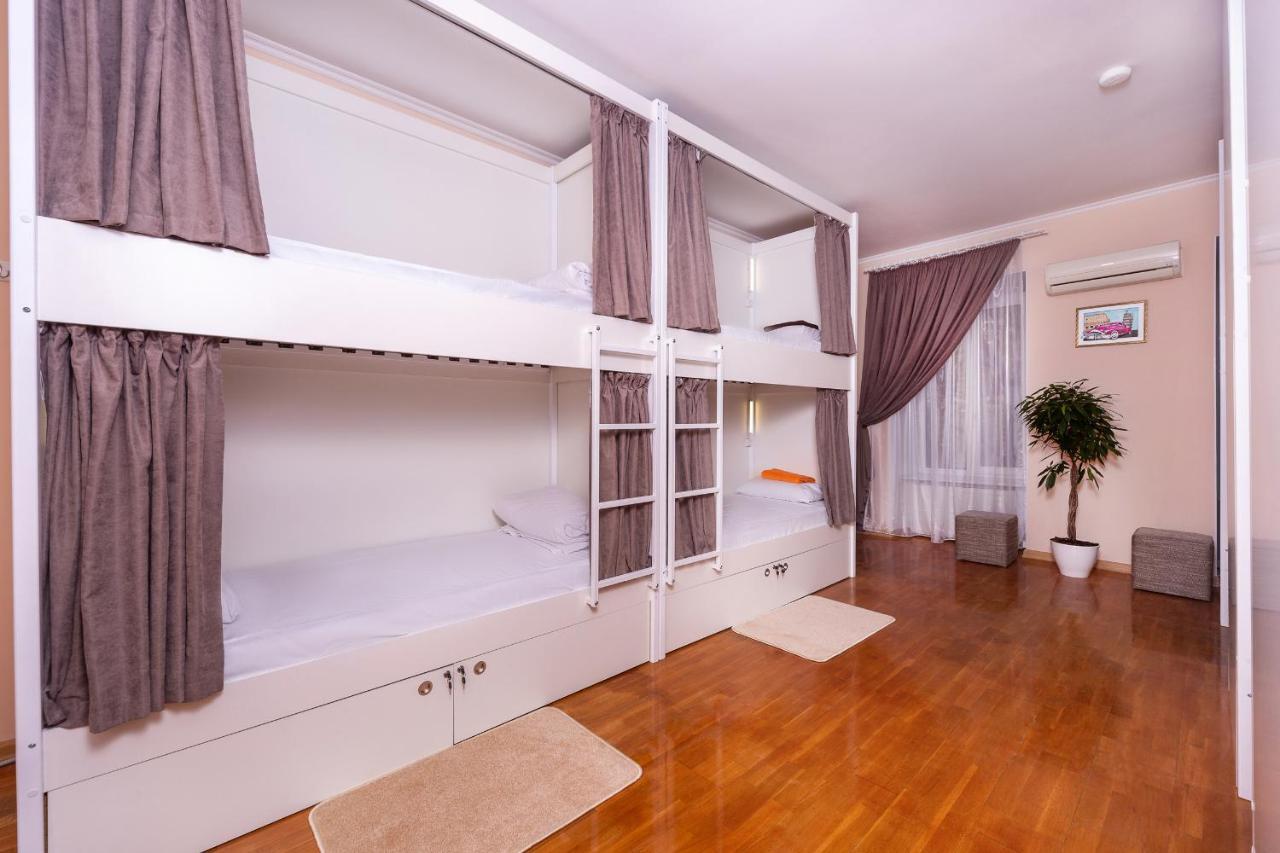 Хостел Friends House Odessa Exterior photo
